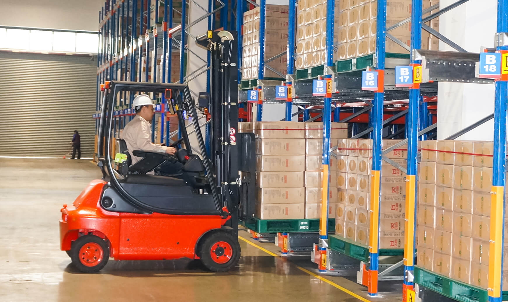 forklift for placing goods forklift for placing goods